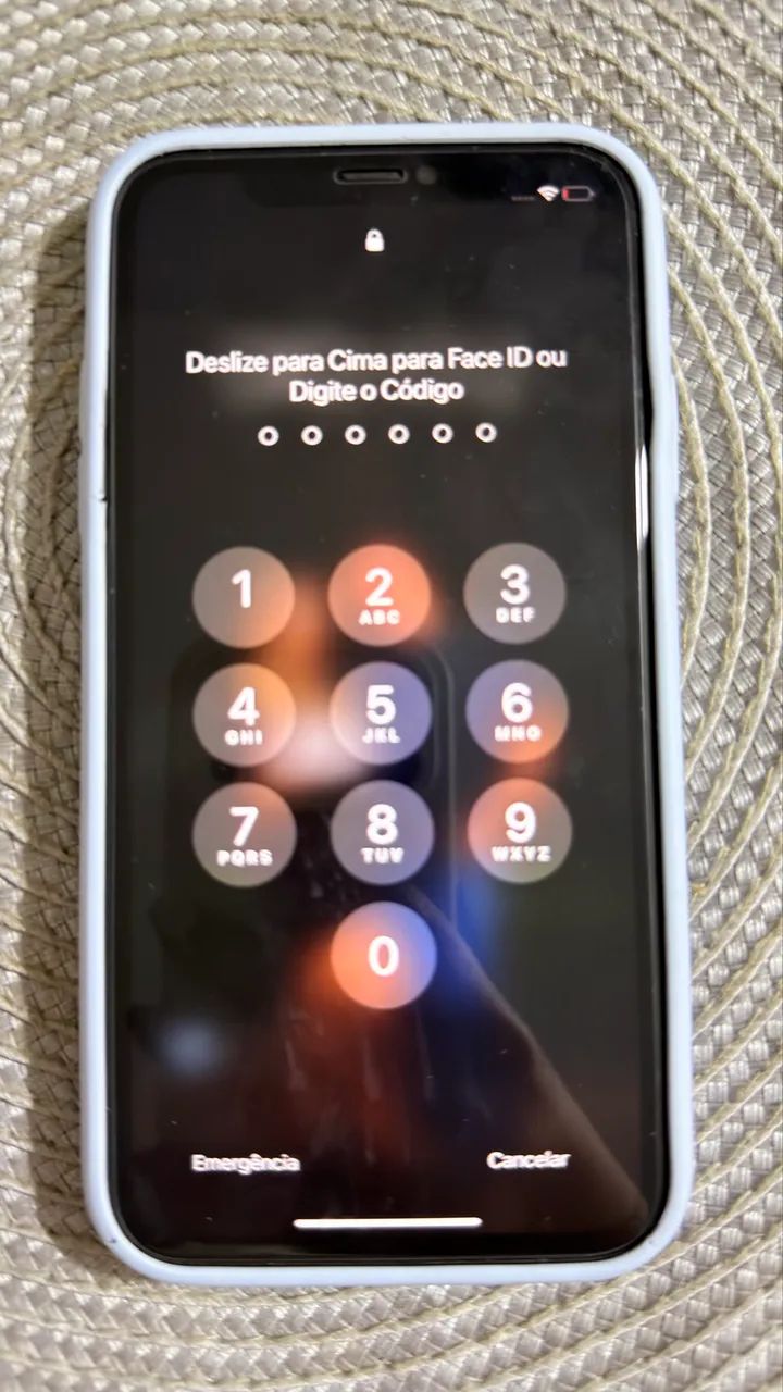 VENDE - SE IPHONE 11 64GB SEM DEFEITOS
