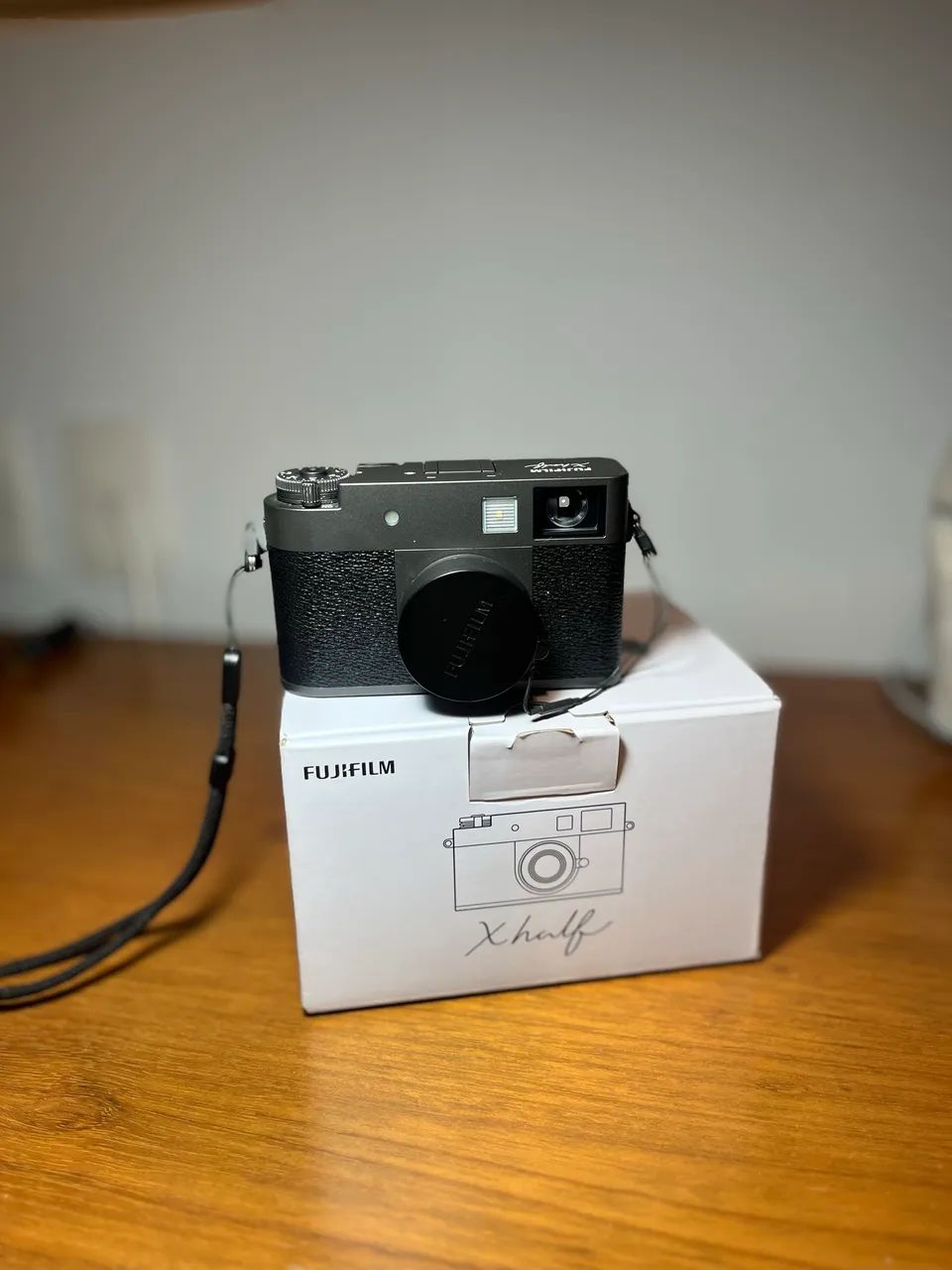 FUJIFILM X-Half Grafite - Estado Impecável - Câmeras e Filmadoras