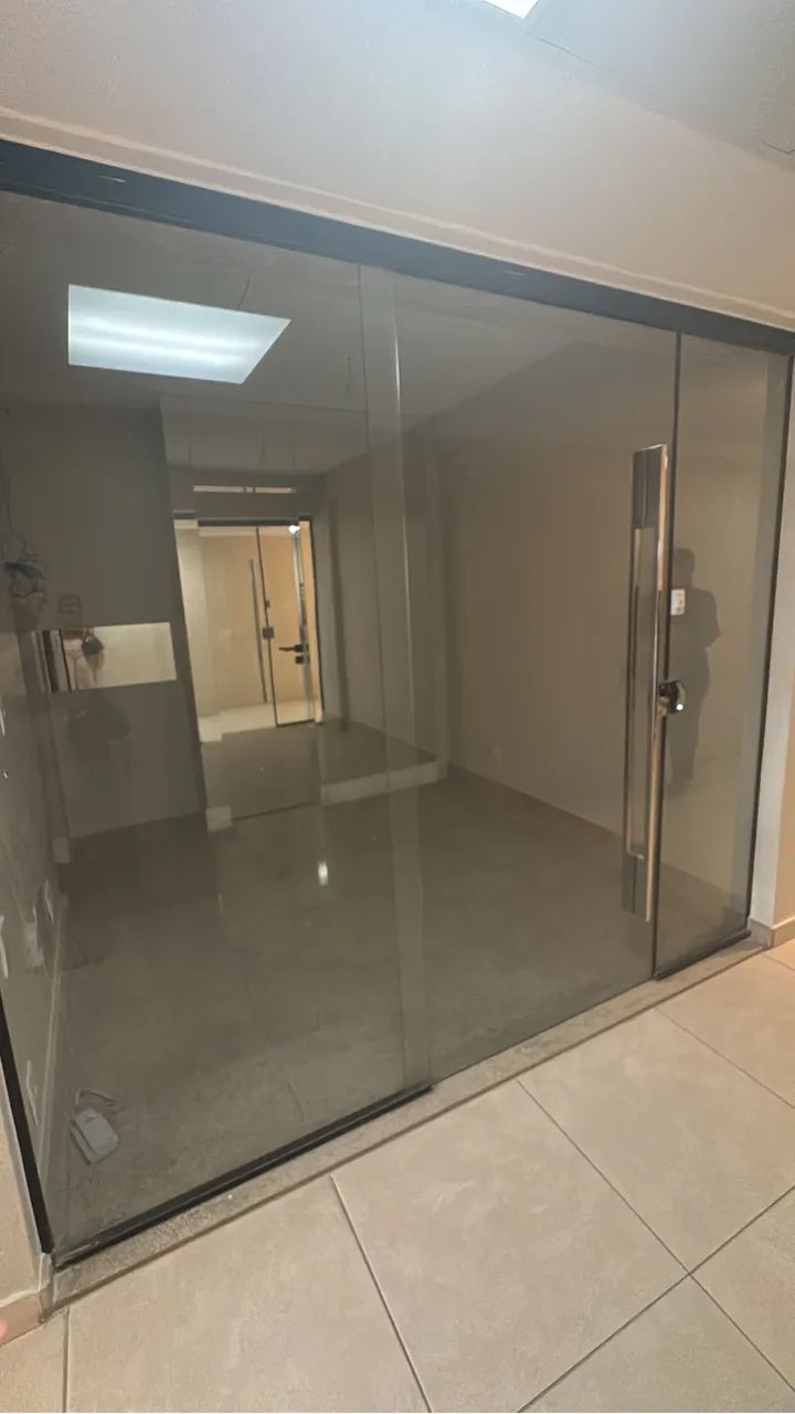 Alugo sala comercial - Condomínio Infinity Corporate Center