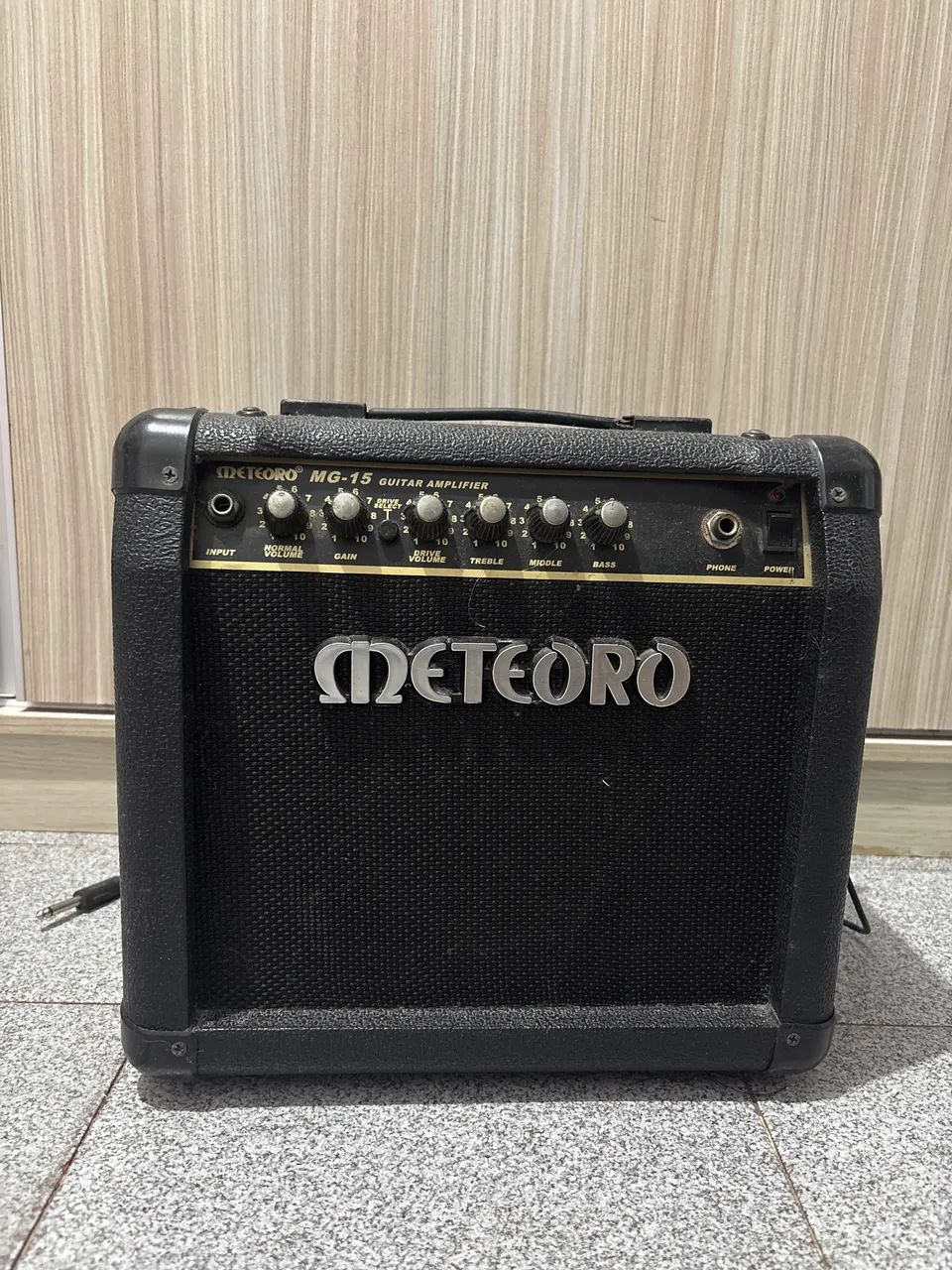 Vendo caixa de som meteoro 