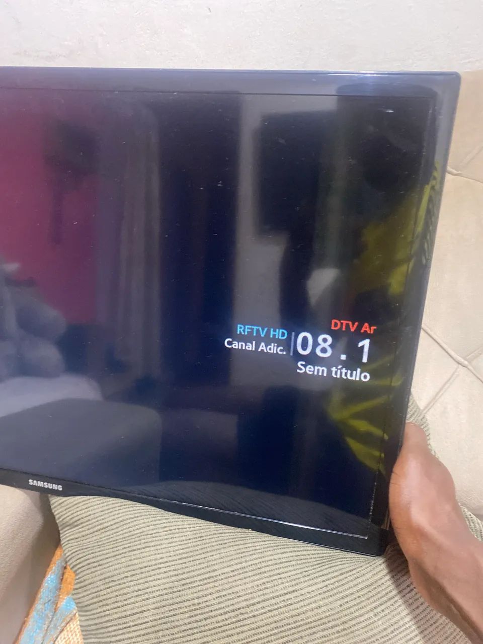 Samsung T28D310LH  - Foto 2