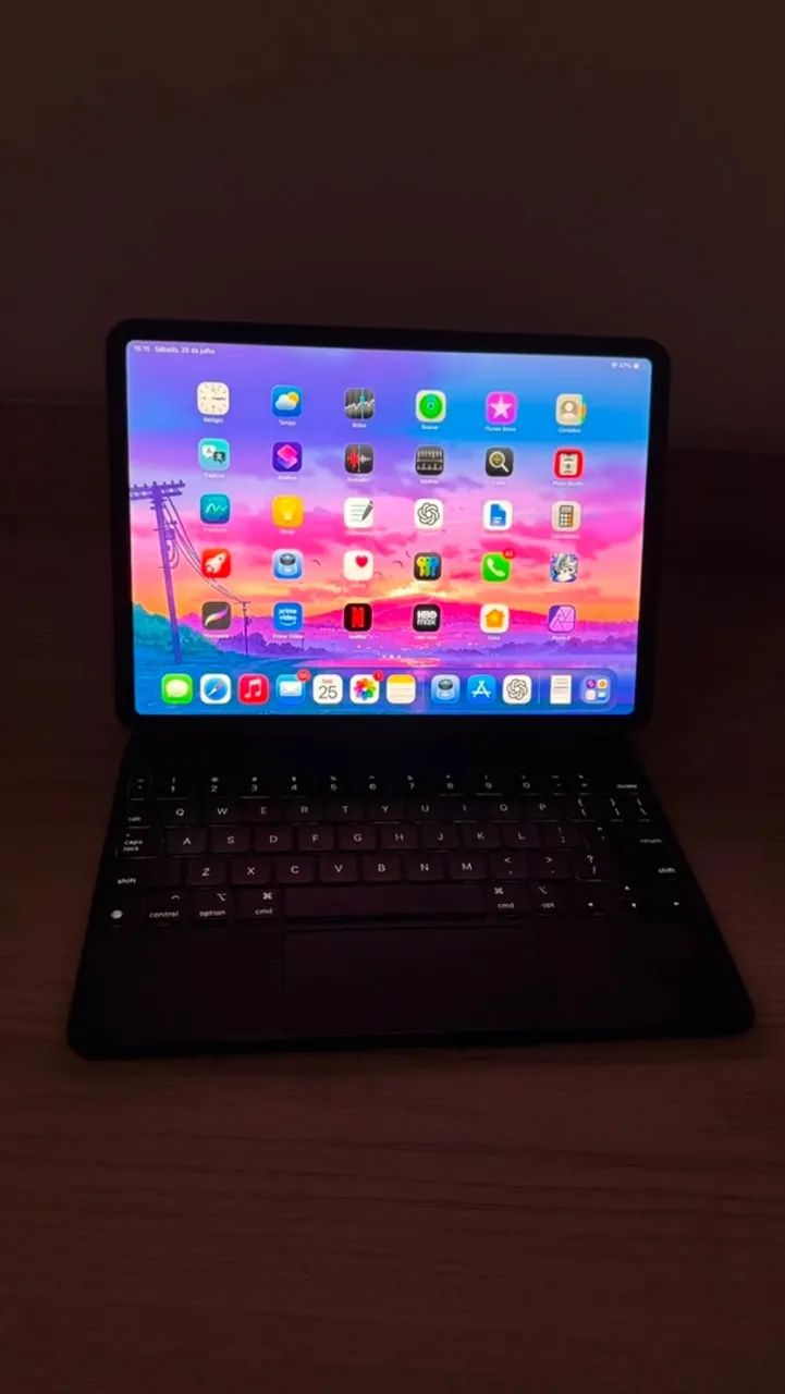 iPad Pro 11 - 1ª geração 256gb Wi-Fi + Magic case Apple com teclado - Foto 3