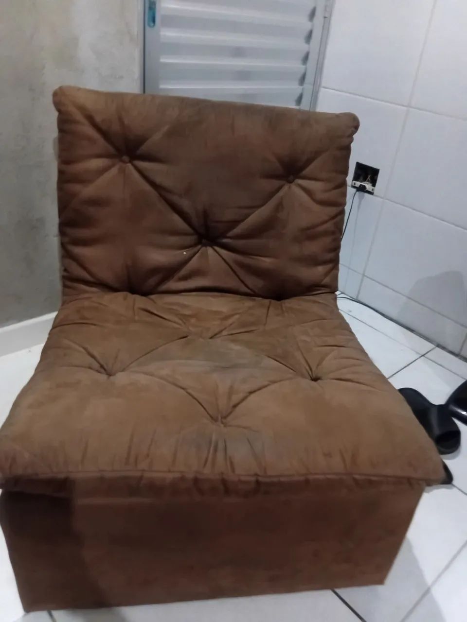 Poltrona (usada)65580474044290120