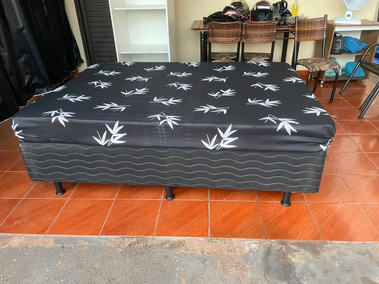Ven box com colchão usado  - Foto 3