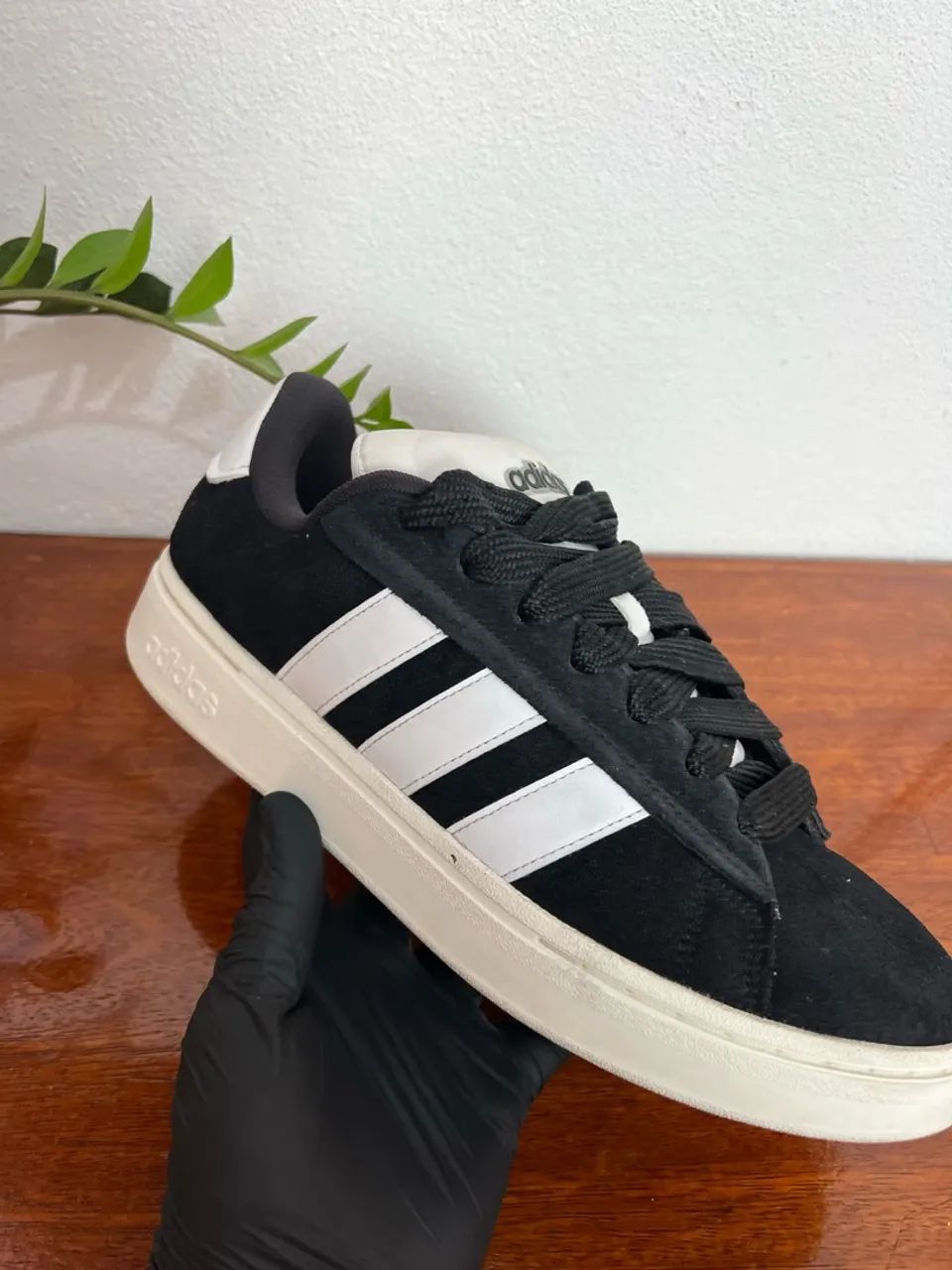 Adidas grand cout alpha