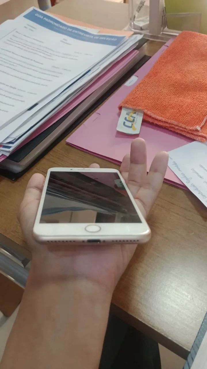 iPhone 8 Plus sem defeitos funcionando tudo  - Foto 4