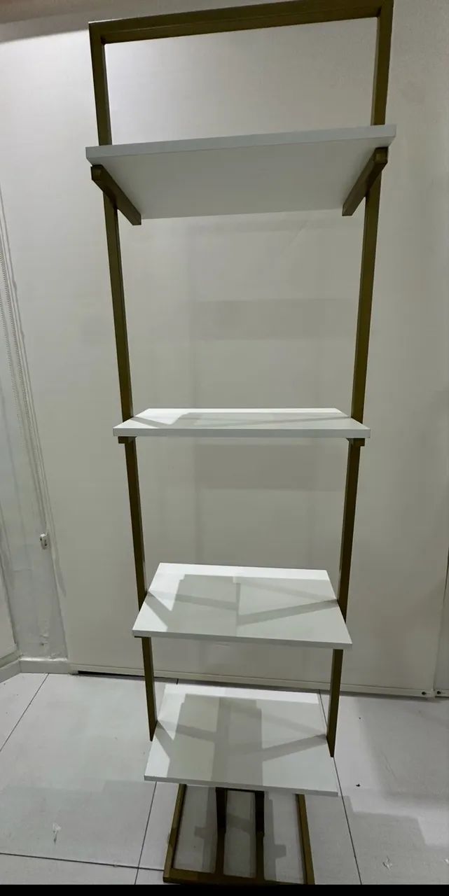 Expositor metalon e MDF - Foto 3