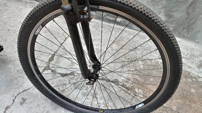 Bicicleta aro 29 branca  - Foto 5