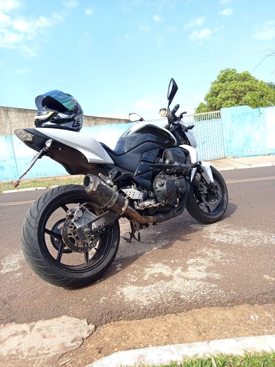 Z750  - Foto 2