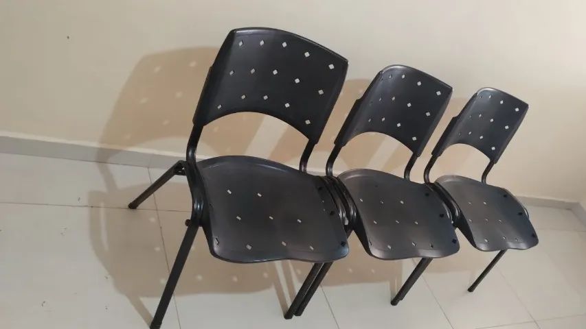 Mesas e cadeiras estudantil e de espera - Foto 3