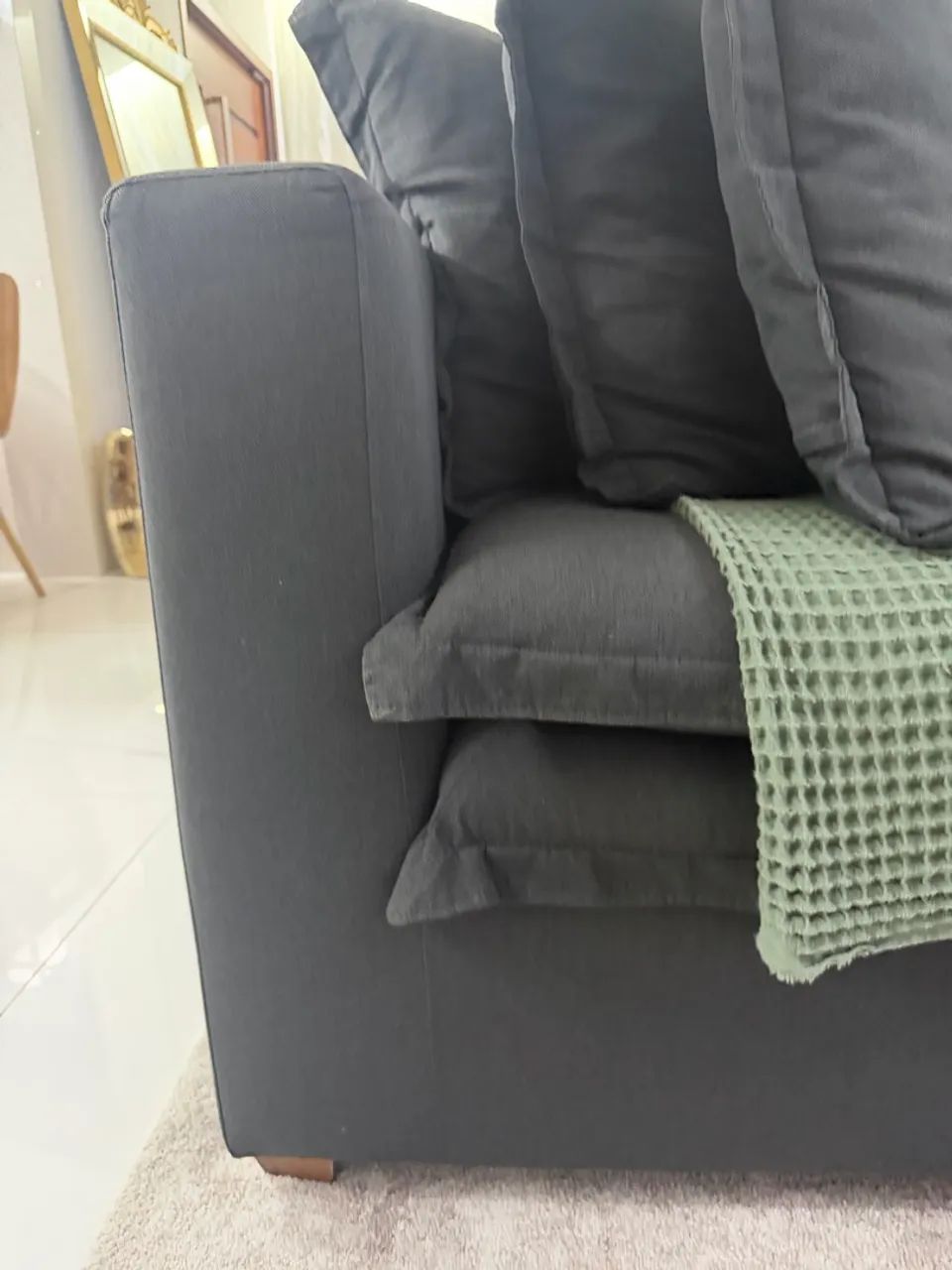 Sofá lindíssimo e elegante  - Foto 5