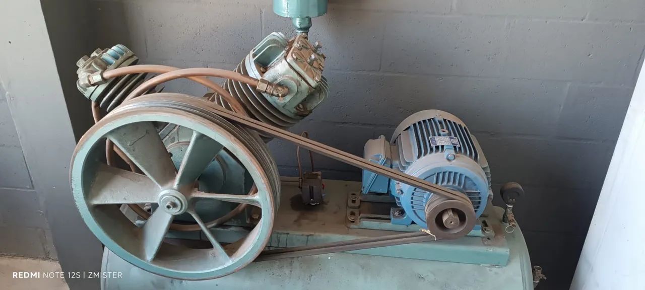 Compressor de ar de 2 cilindros em V  - Foto 4