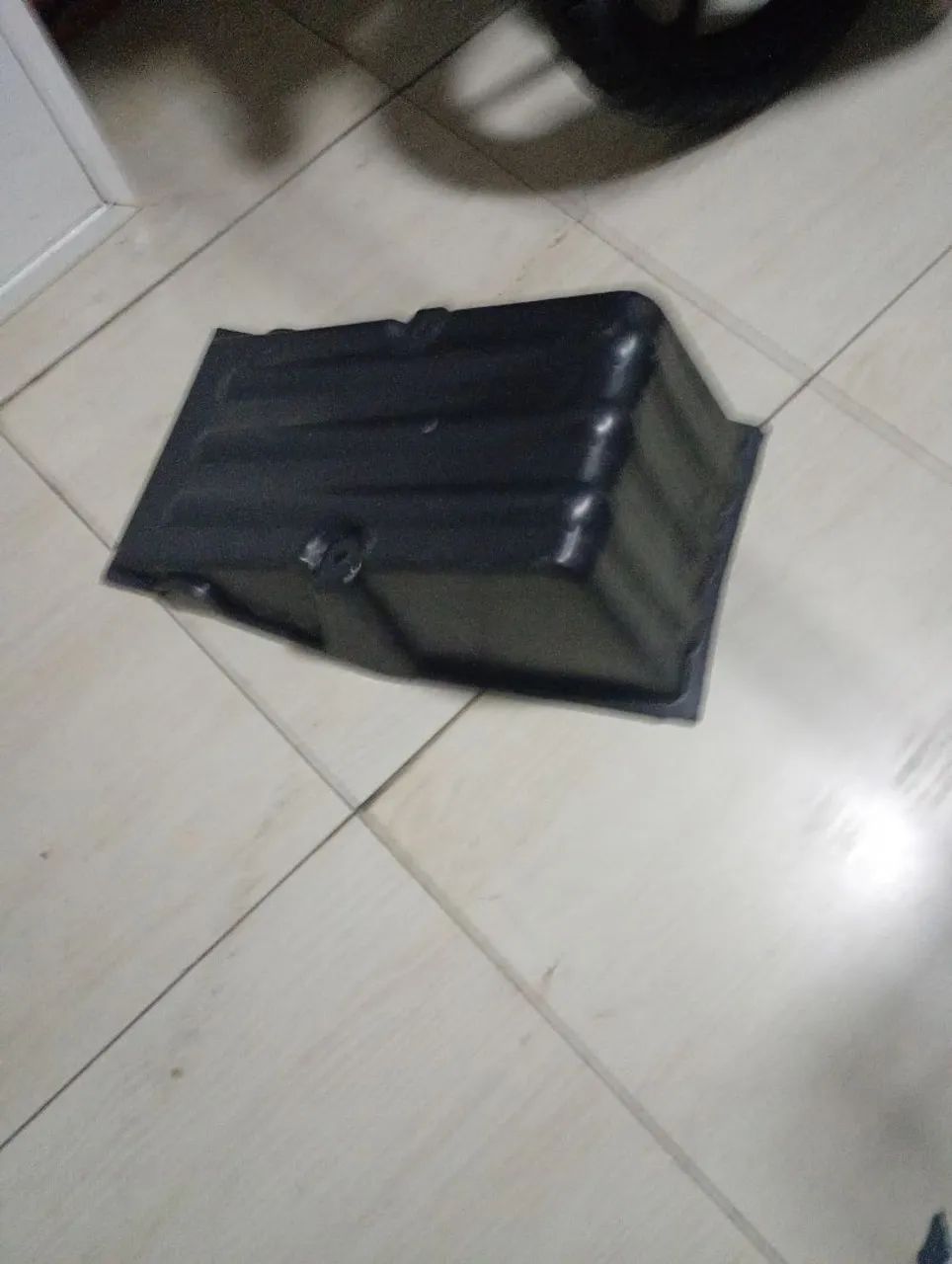 Tampa de bateria para caminhão 3/4 Mercedes 