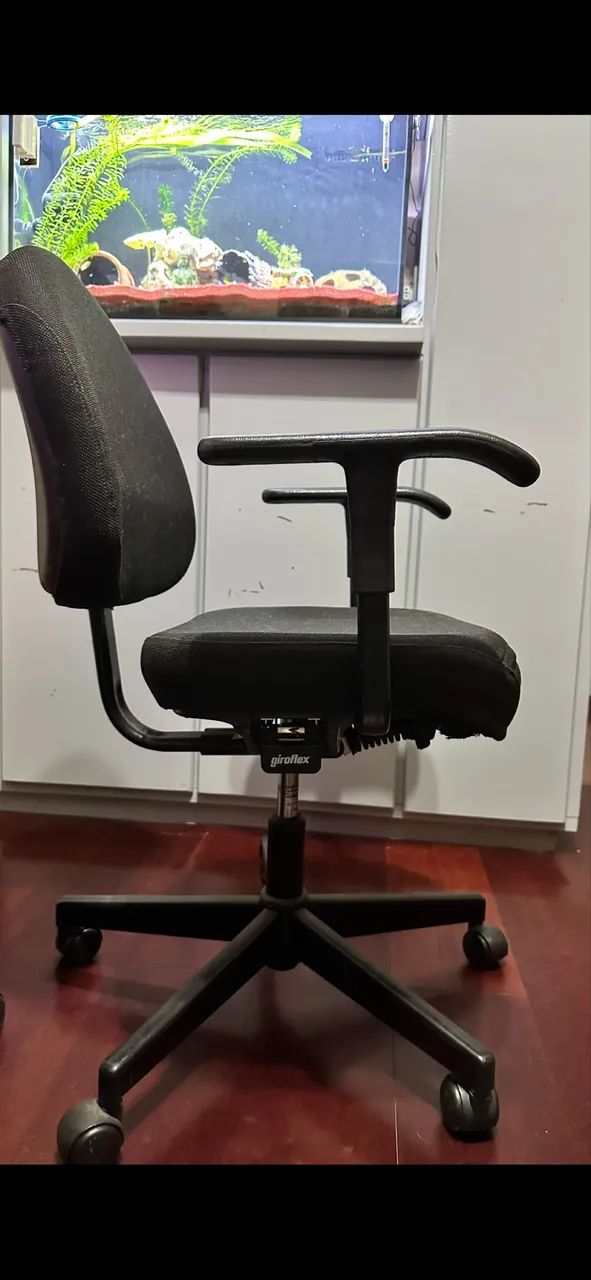 2 Cadeiras Escritório Giroflex - Foto 4