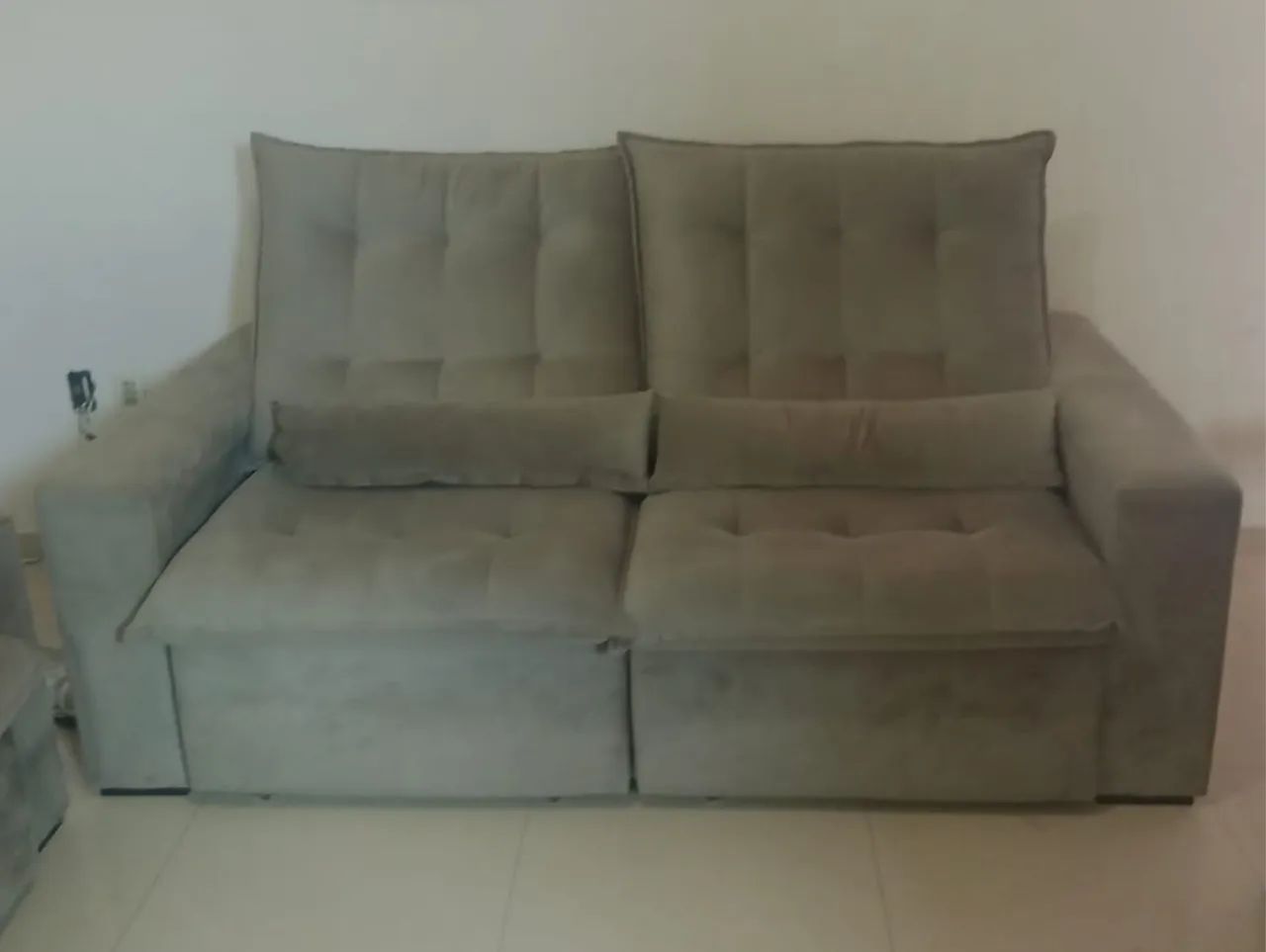 Sofá 4 lugares/módulos em tecido suede - excelente oportunidade - Foto 2