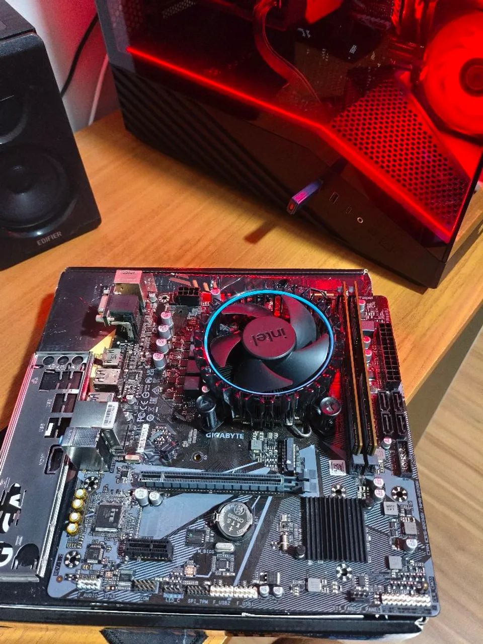 KIT INTEL I3 13100F - 16GB - GIGABYTE H610M - Foto 3