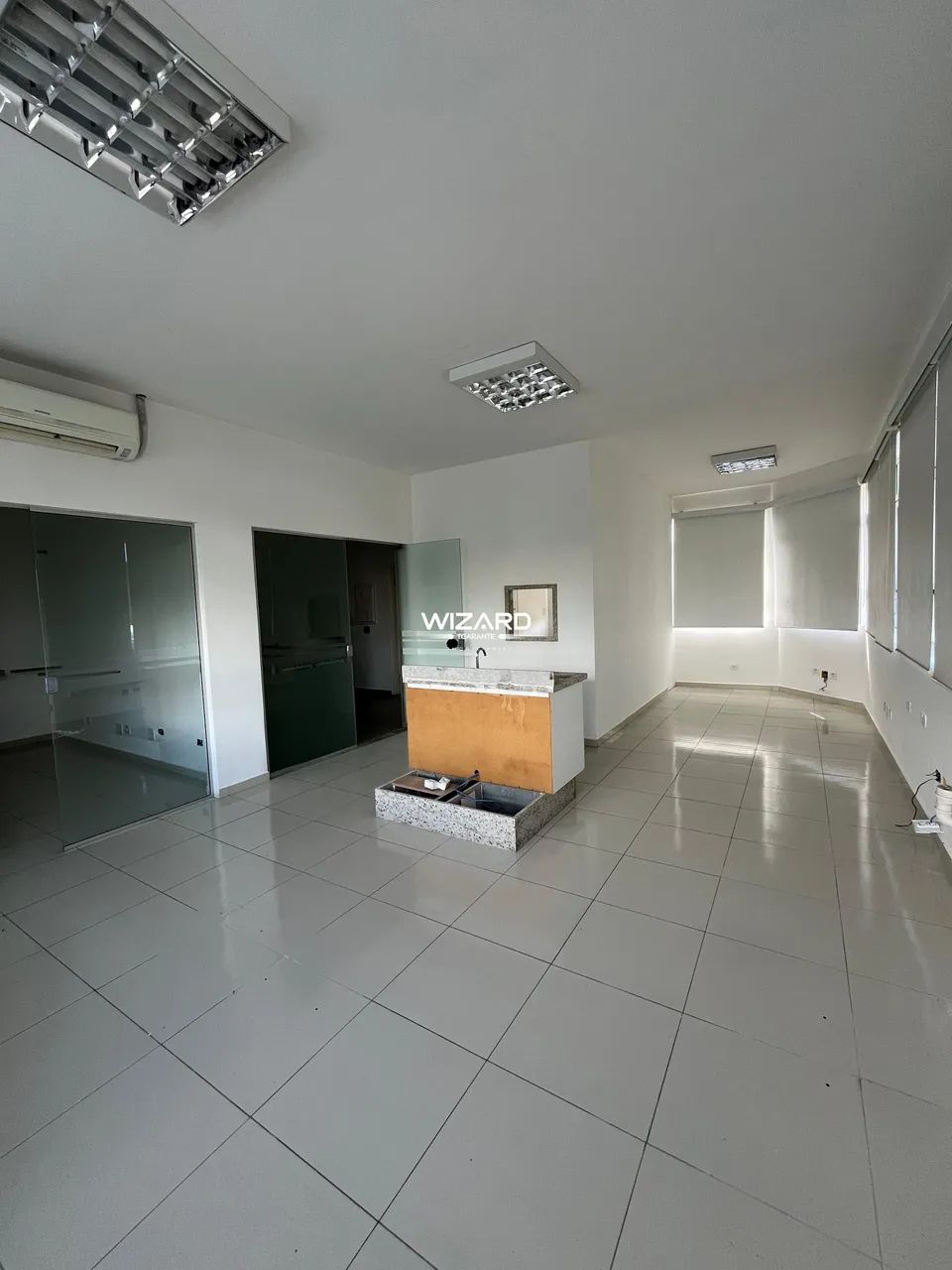 Prédio à venda no centro com 1755m² em Cruzeiro/SP