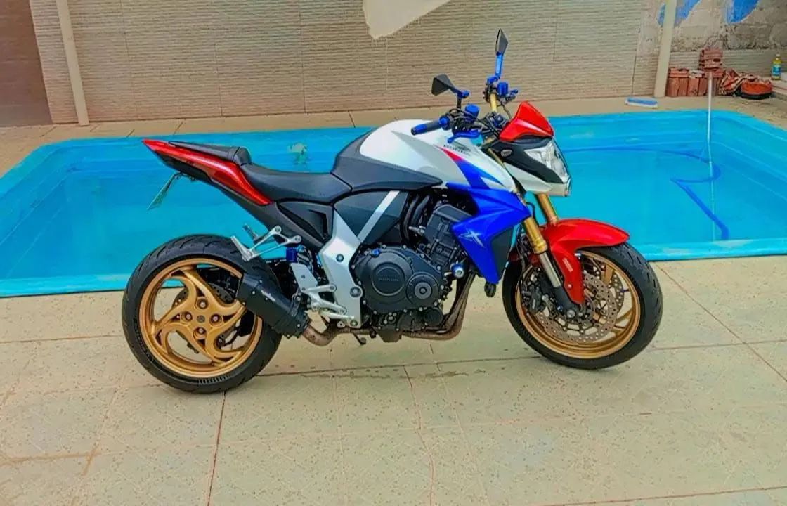 Cb 1000 em perfeito estado *