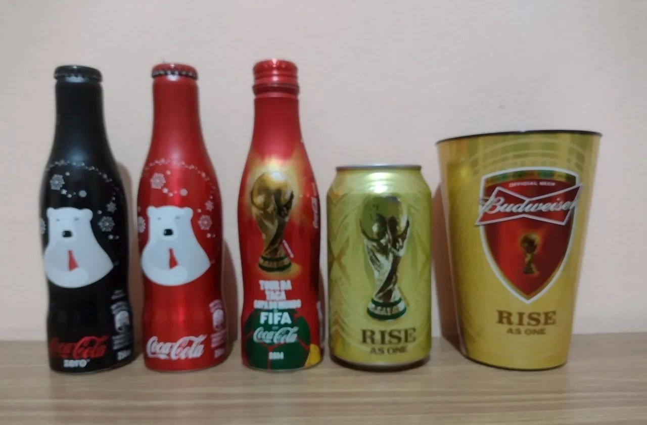 3 Garrafas Coca Cola + Lata e Copo Budweiser 