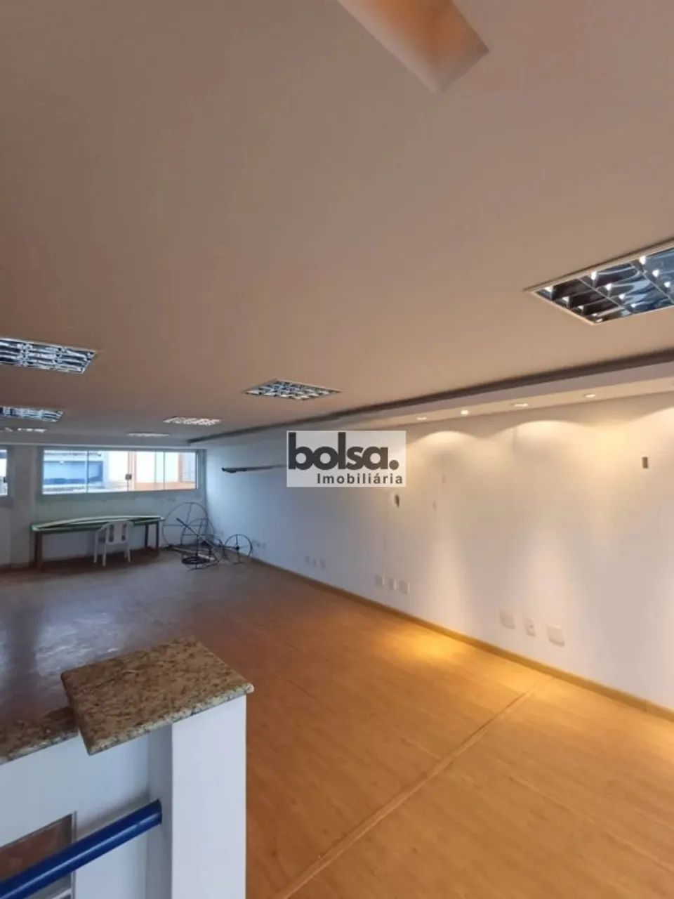 EXCELENTE PREDIO COMERCIAL COM 3 PAVIMENTOS ! ! - Foto 4