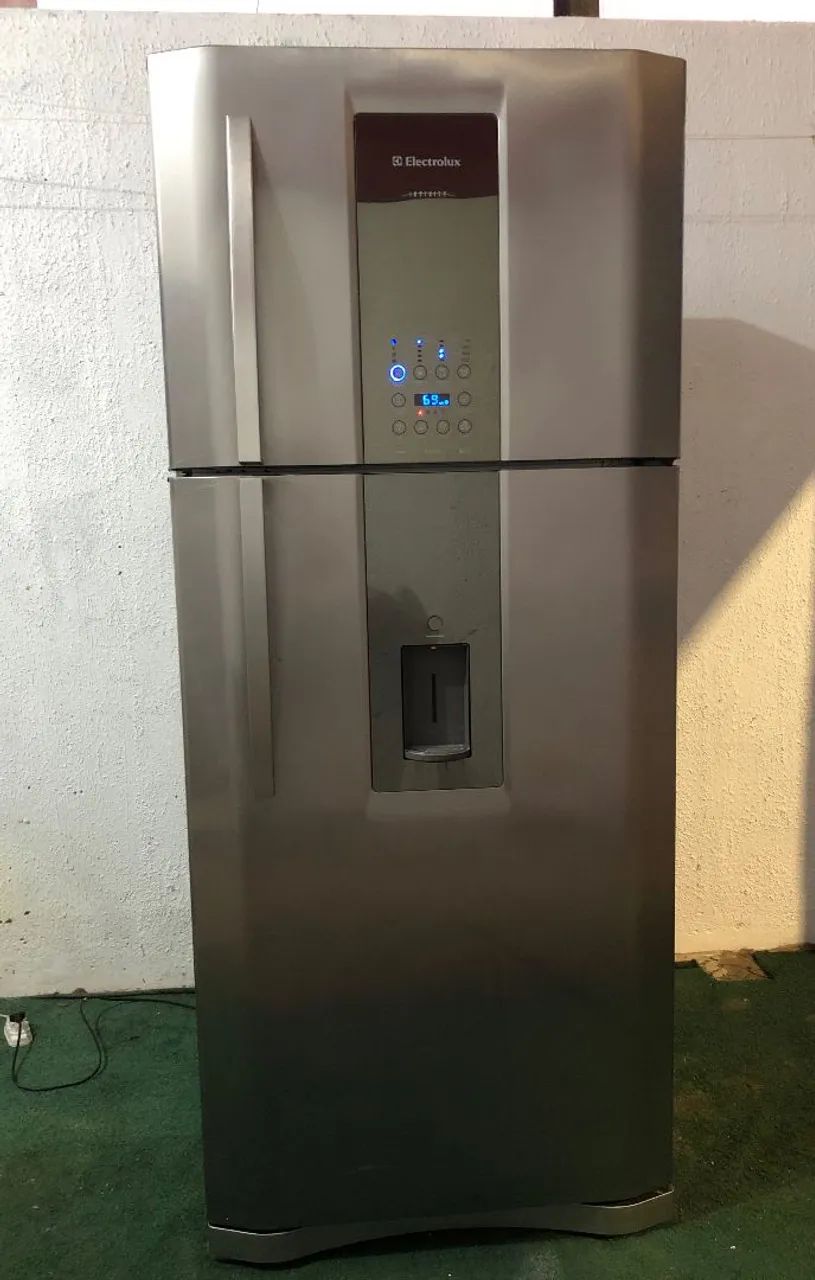 Vendo geladeira Electrolux top - Foto 2