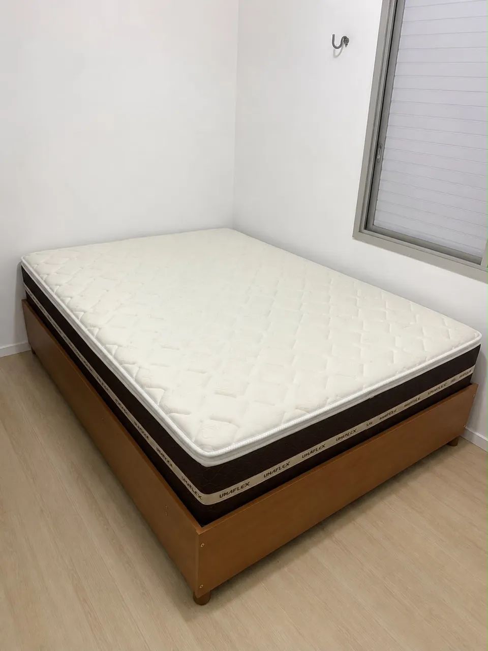 Cama de casal tamanho Queen