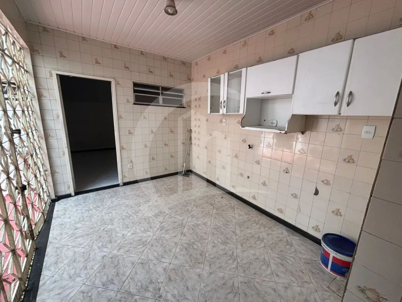Casa à venda no Avenida Hermes Fontes, bairro Suissa - Foto 2