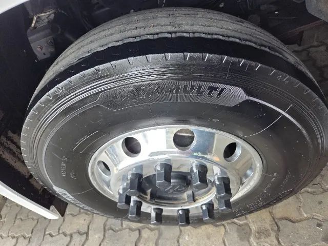 VW Constellation 24.280  - Foto 2