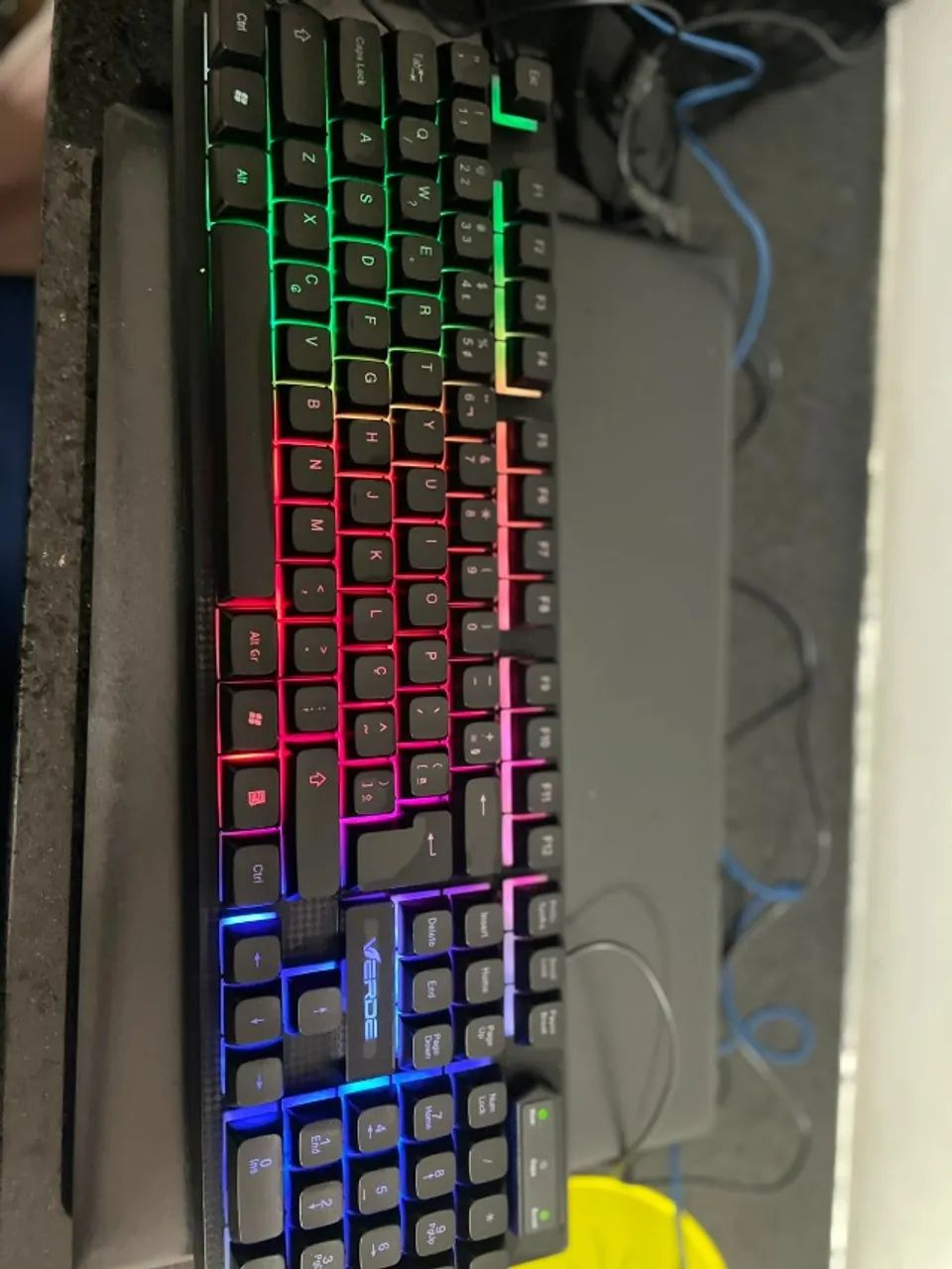 Teclado Gamer Com Iluminação Led RGB - Design Moderno - Foto 5