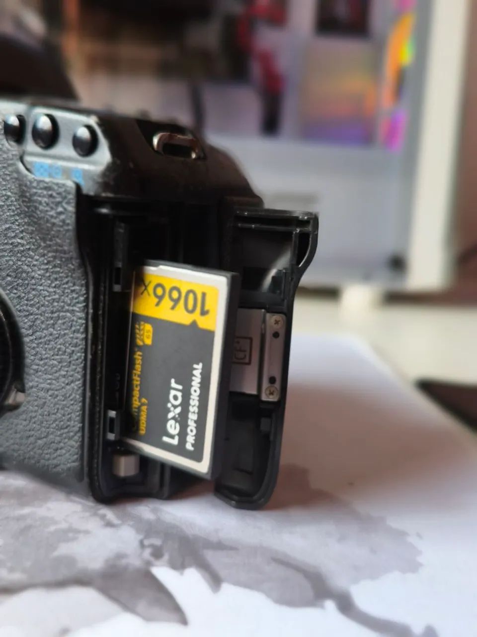 Canon 5D Mark II, DSLR Full frame, Tanque de Guerra  - Foto 5