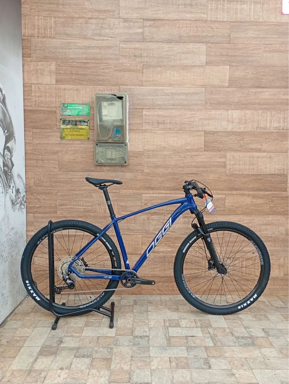 Bicicleta OGGI 7.3