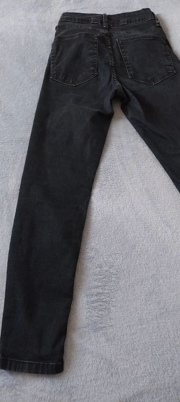 Calça Jeans Preta Tam 38 com Elastano Linda - Foto 2