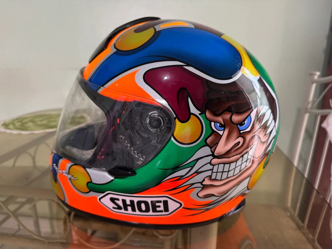 Capacete SHOEI RF 700 JESTER