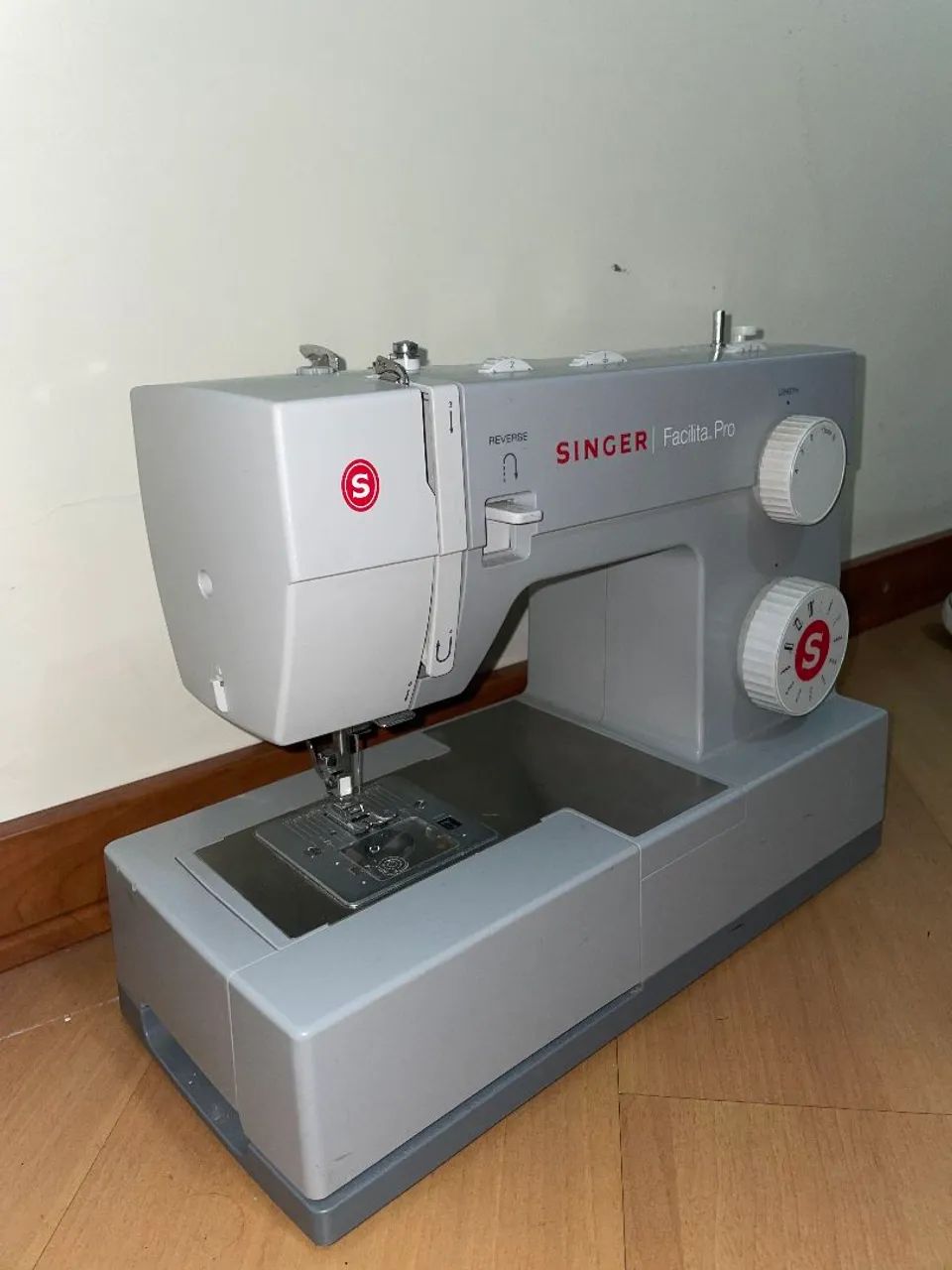 Máquina de Costura Singer Facilita.pro - Foto 2