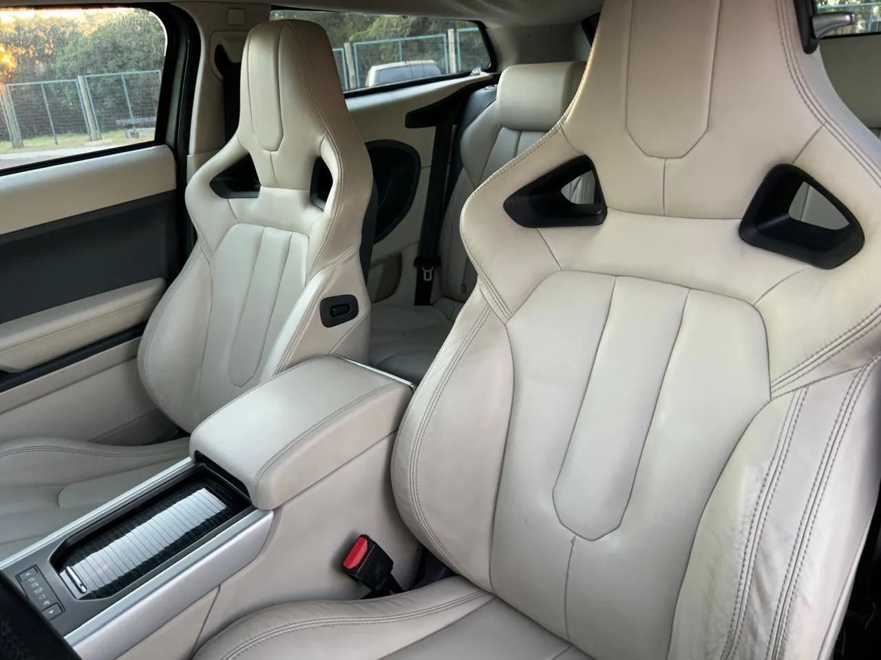 Evoque  - Foto 2