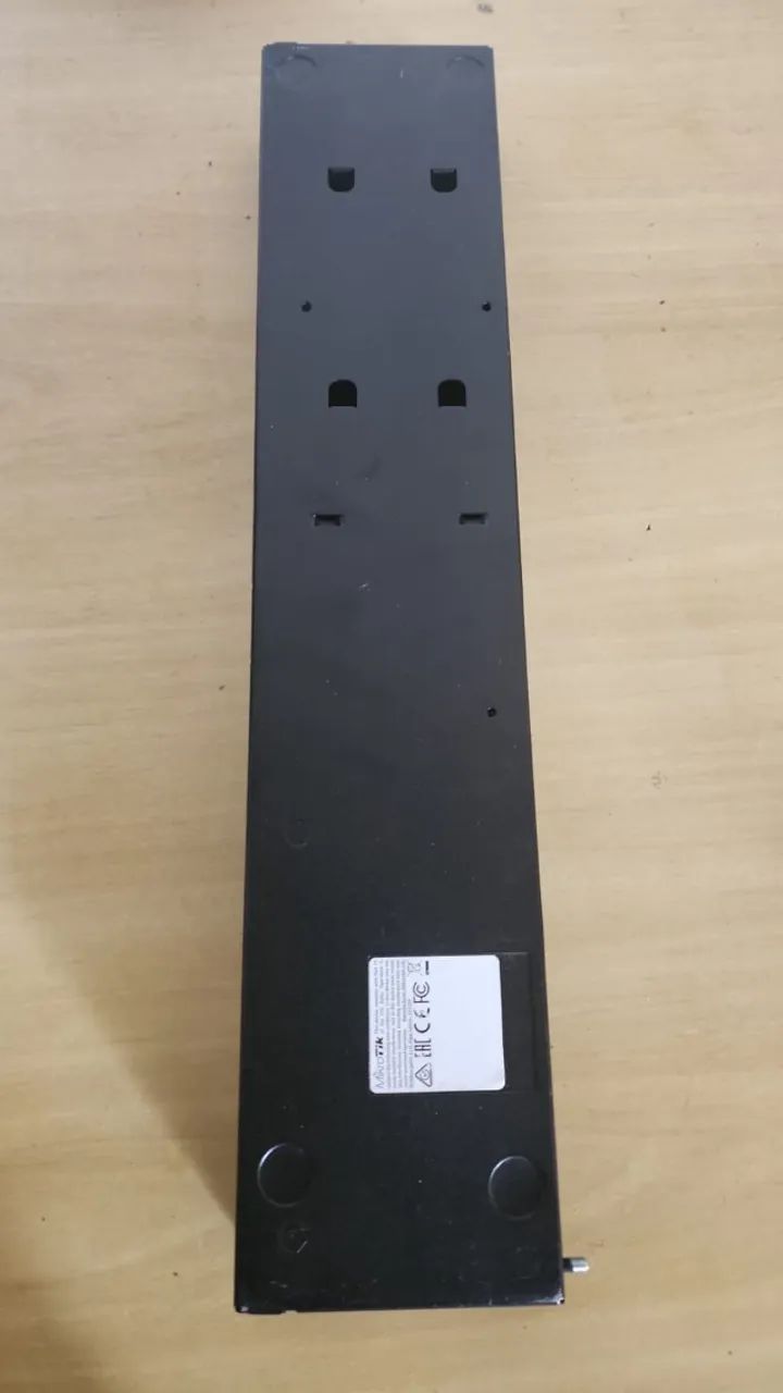 Switch Mikrotik RB2011il-RM