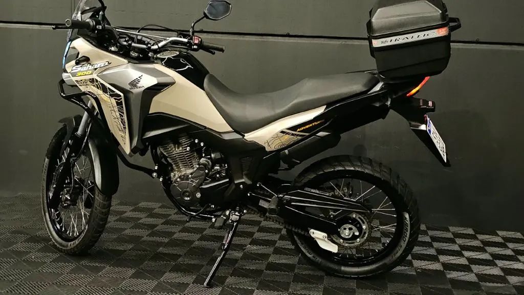 XRE SAHARA 300 2025  Bege - Foto 2