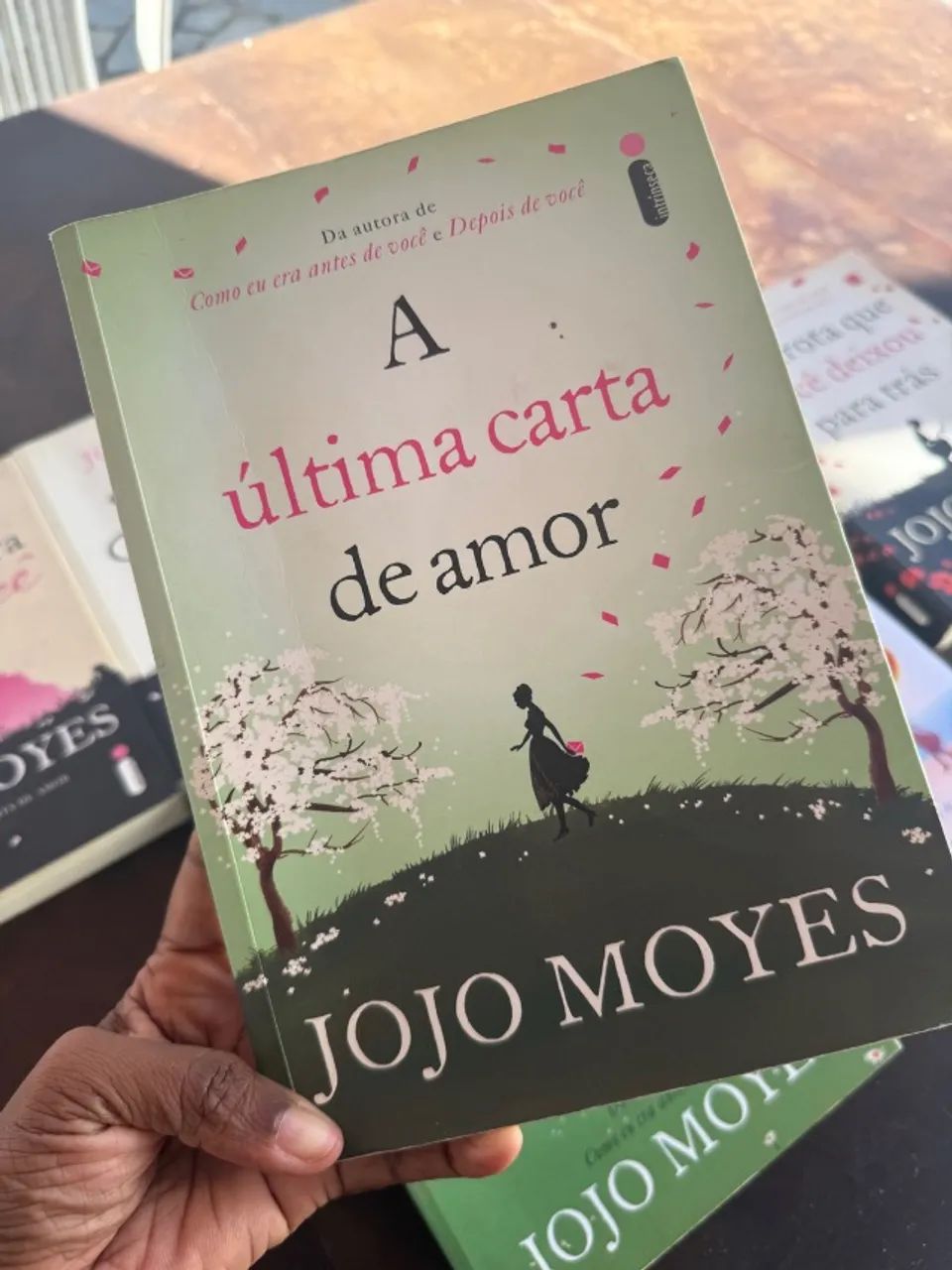 Livros de romance 10 reais - Foto 4