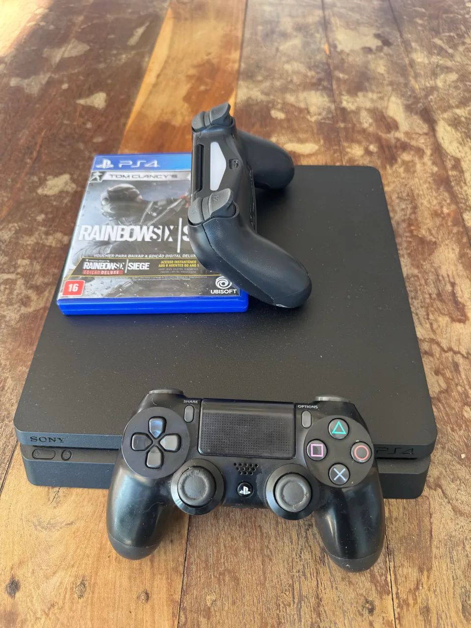 Ps4 slim 500gb 2 controles