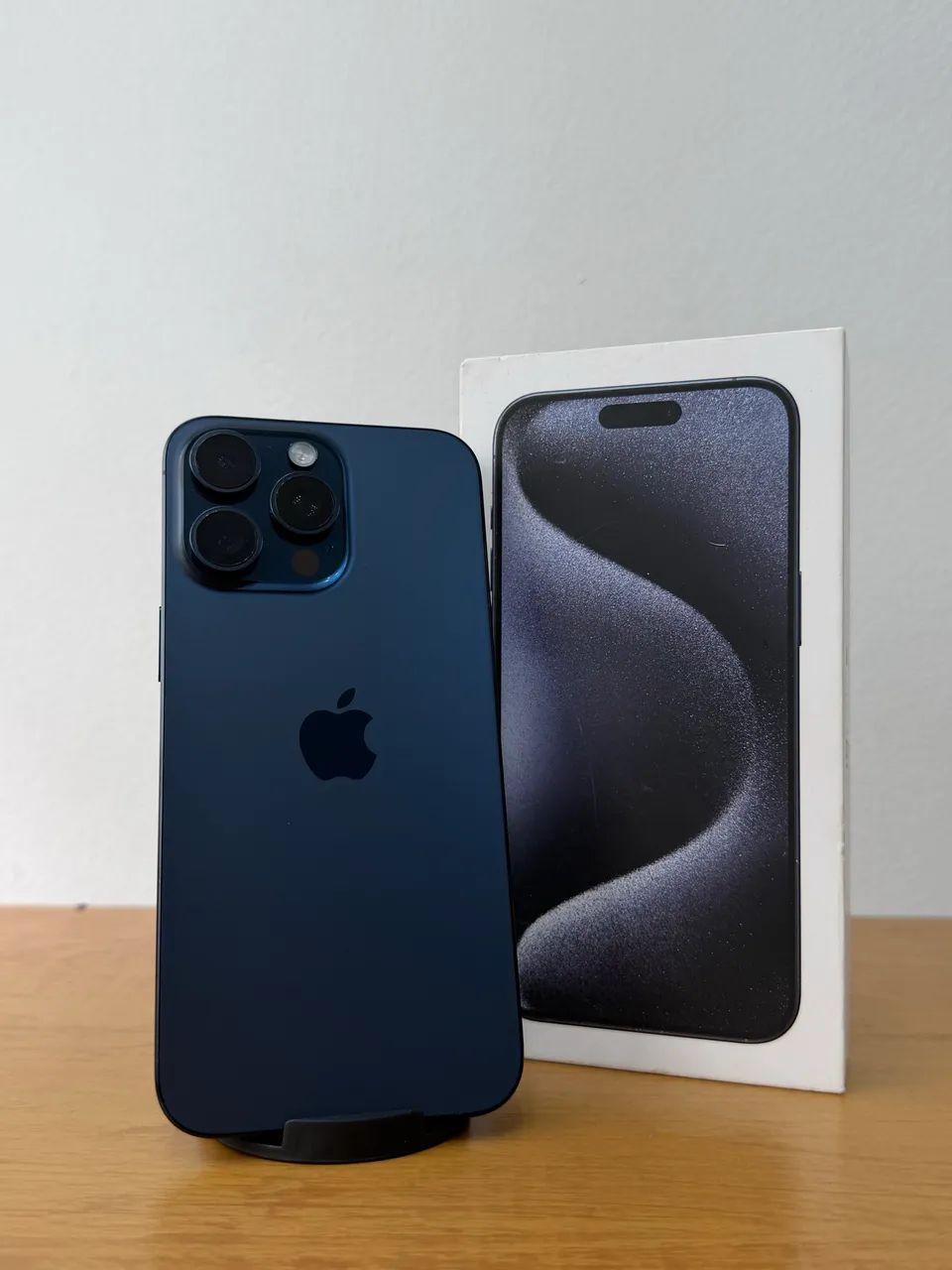 iPhone 15 Pro Max 256gb Blue semi novo - Foto 2