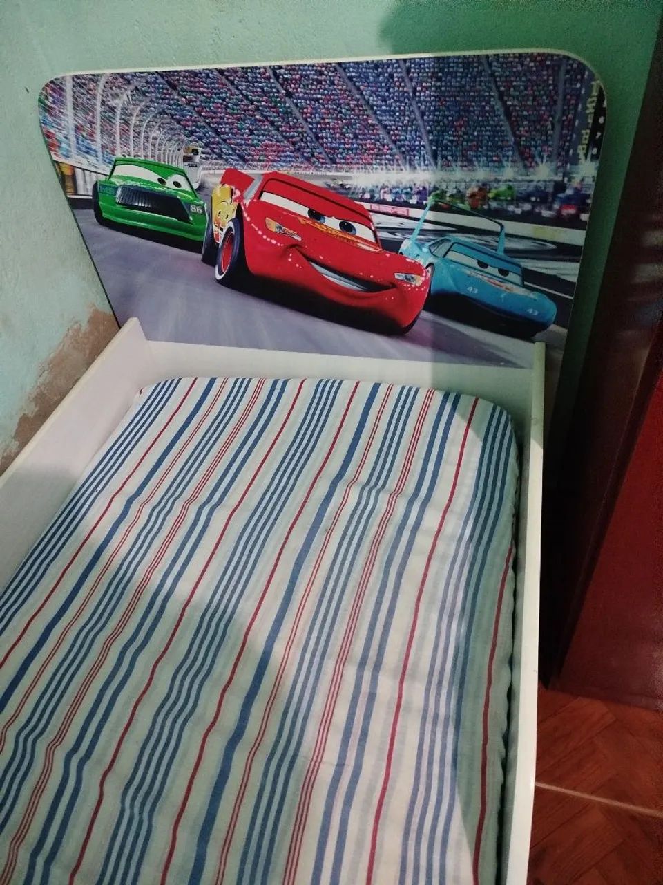 Cama infantil McQueen + colchão  - Foto 2