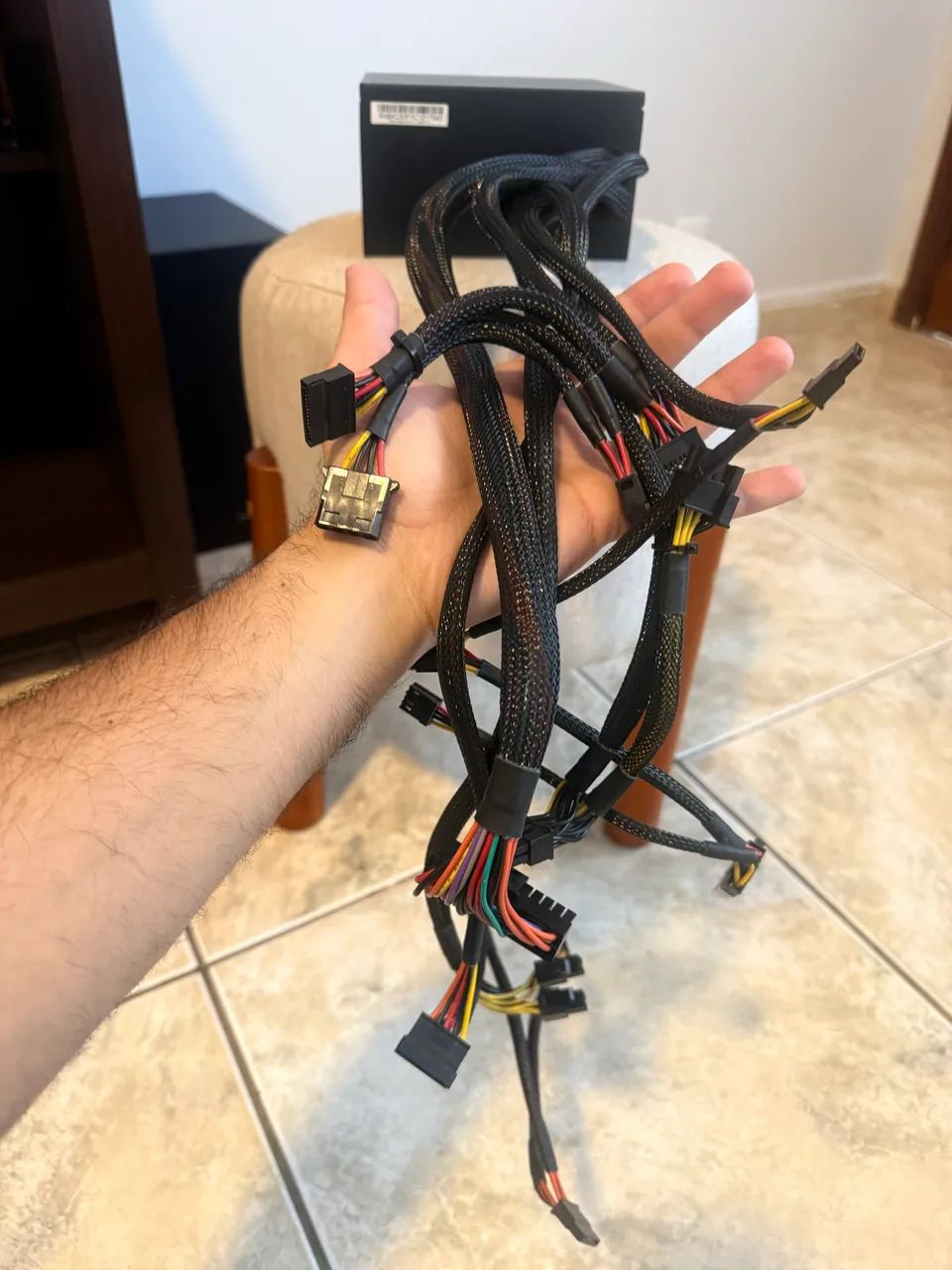 Fonte Aerocool KCAS 600W 80 Plus Bronze Full Range PFC Ativo - Foto 4
