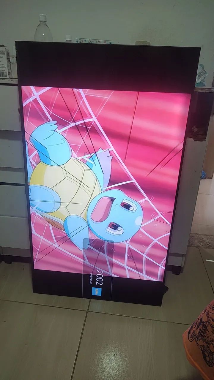 Vendo tv Samsung smart 50 polegadas obs : ela está com duas manchinha mas não é defeito  - Foto 2
