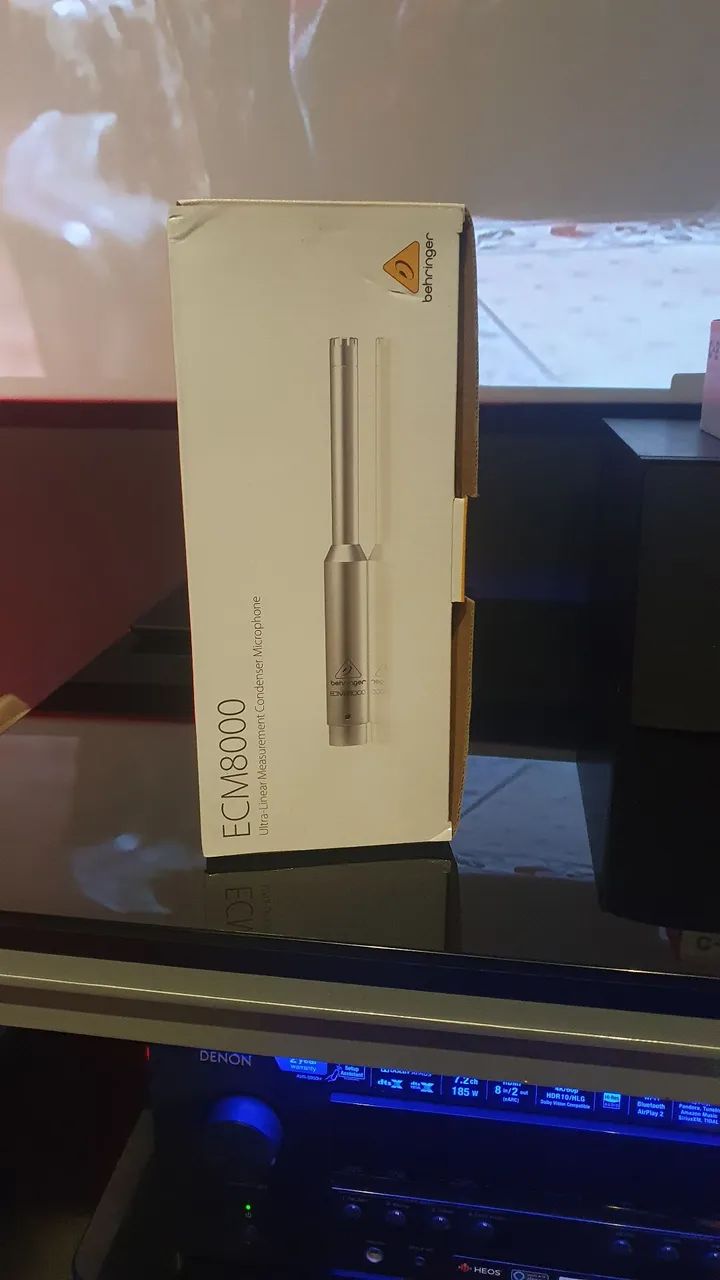 Behringer EMC8000 NOVO