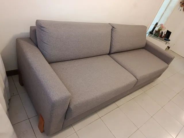 Sofá cinza 4 lugares
