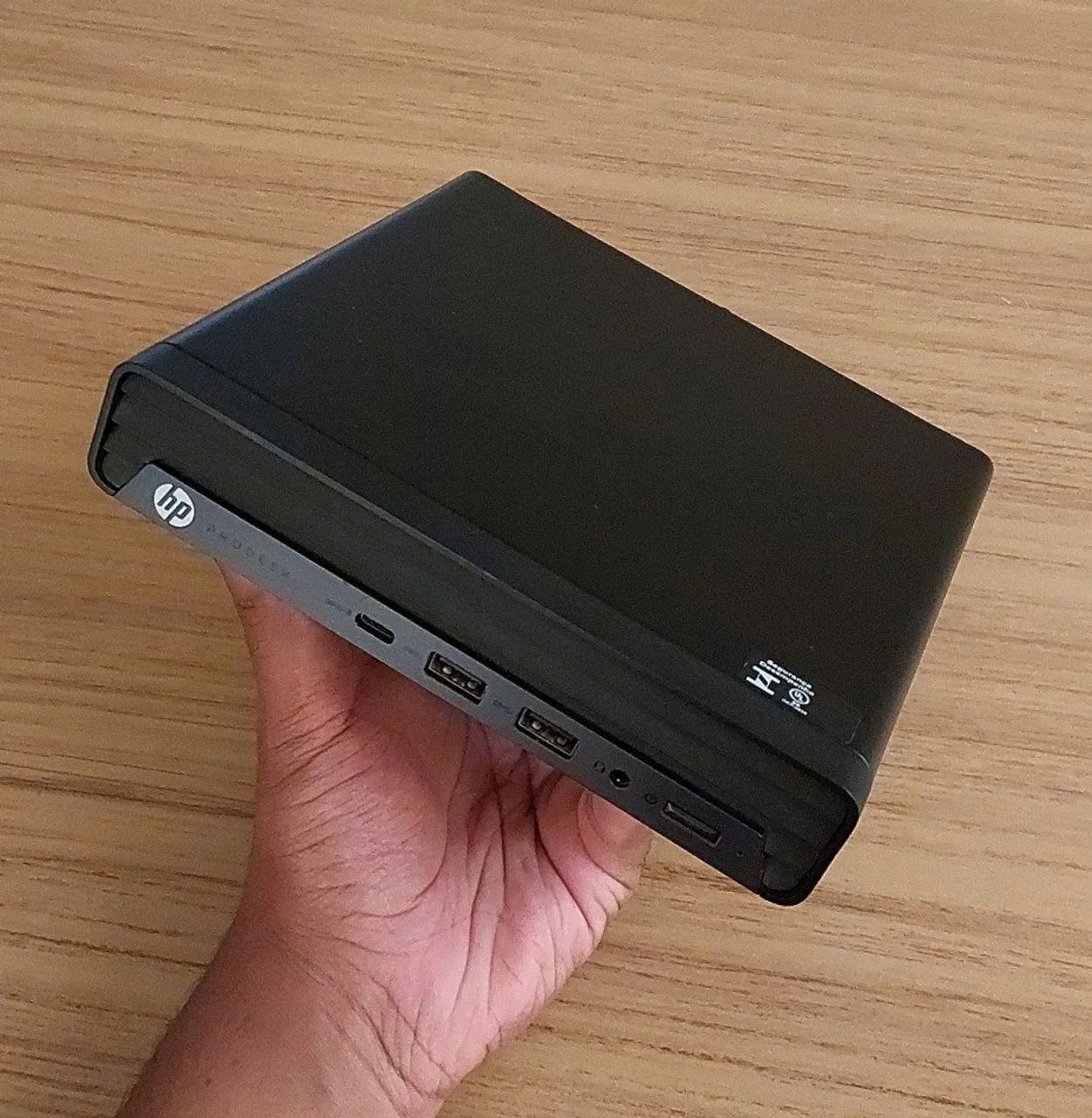 Mini PC HP ProDesk 405 G6 Ryzen 5 PRO 4650GE, 8GB RAM, SSD 256GB