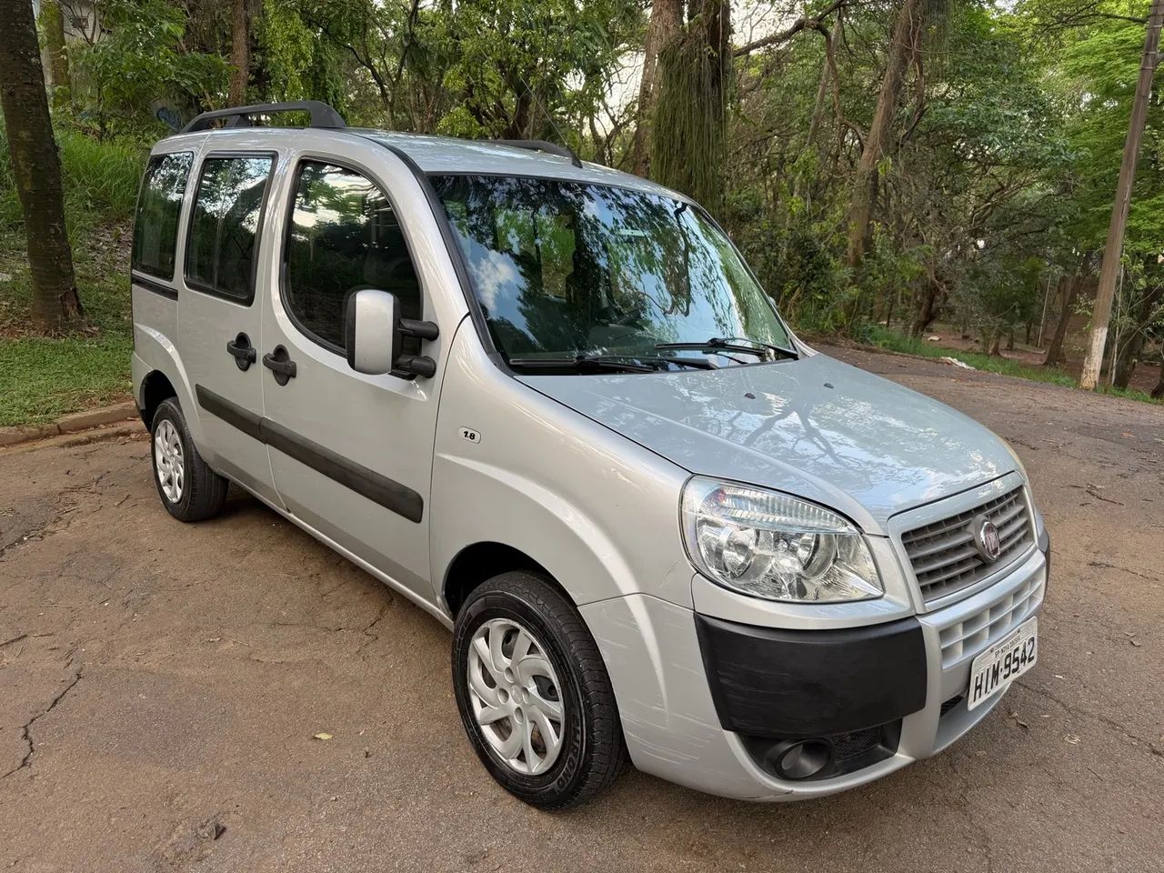 Fiat Doblo ESSENCE 1.8 16V FLEX 2012