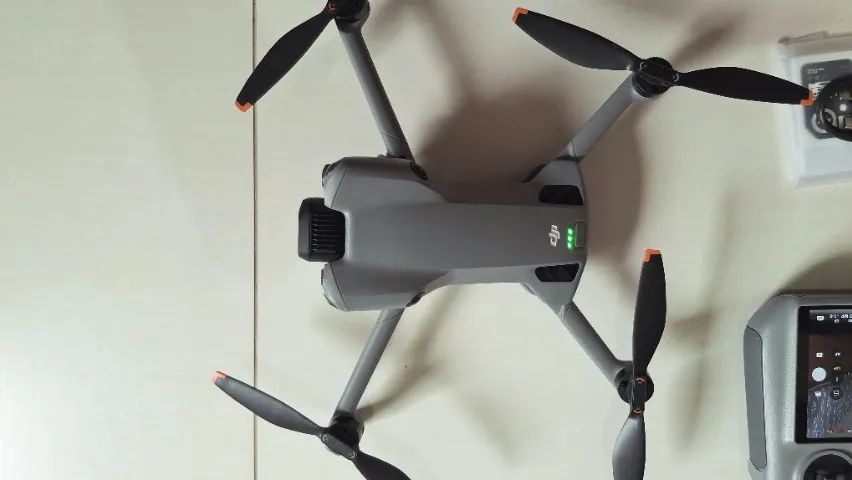 Drone Dji Mini 5 Pro Combo Fly More com Tela  - Foto 6