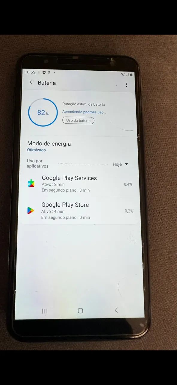 Celular modelo SM-J415G