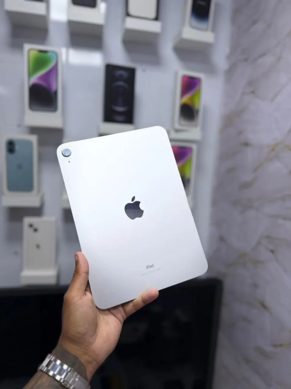 IPAD 10 256GB<br>R$ 2.450,00